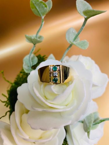 Image for 18kt Yellow Gold Diamond & Emerald Ring